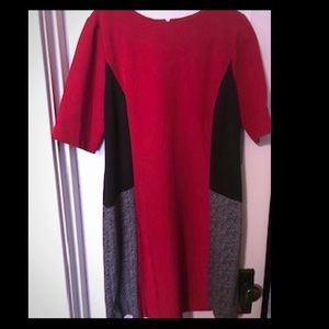 Like New! Half Sleeve Midi Length Contoured Dress